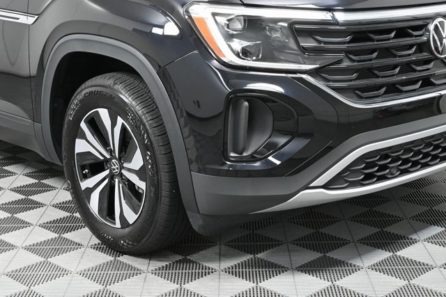 used 2024 Volkswagen Atlas Cross Sport car, priced at $32,500