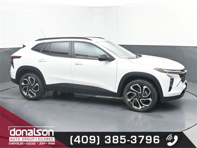 used 2024 Chevrolet Trax car, priced at $22,632