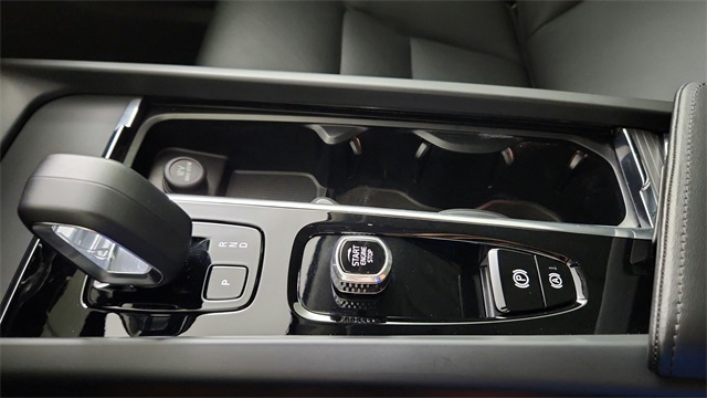 used 2025 Volvo XC60 Plug-In Hybrid car, priced at $59,997
