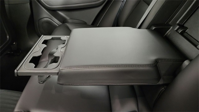 used 2025 Volvo XC60 Plug-In Hybrid car, priced at $59,997