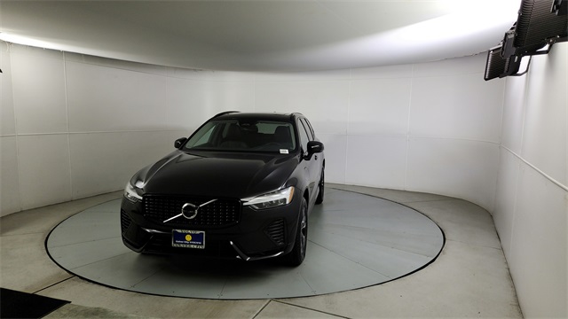 used 2025 Volvo XC60 Plug-In Hybrid car, priced at $59,997