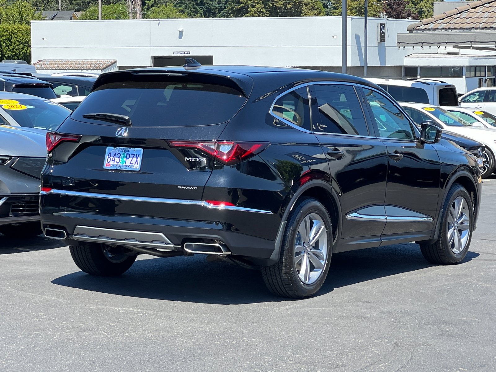used 2025 Acura MDX car, priced at $49,983