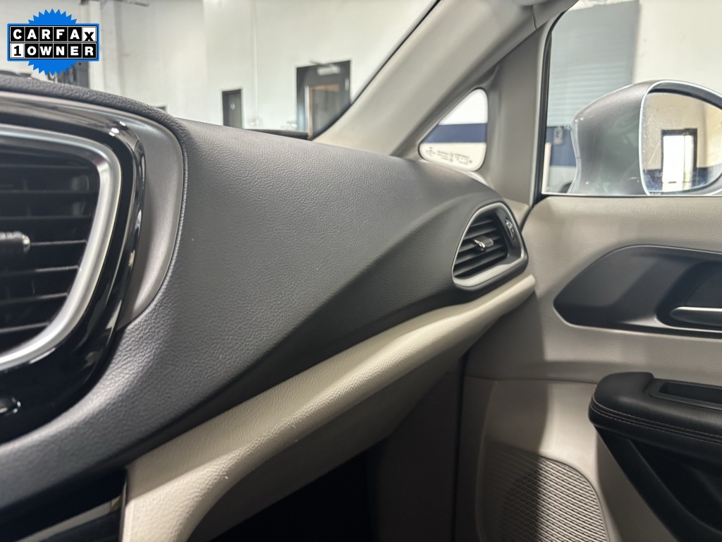used 2020 Chrysler Pacifica car, priced at $15,937