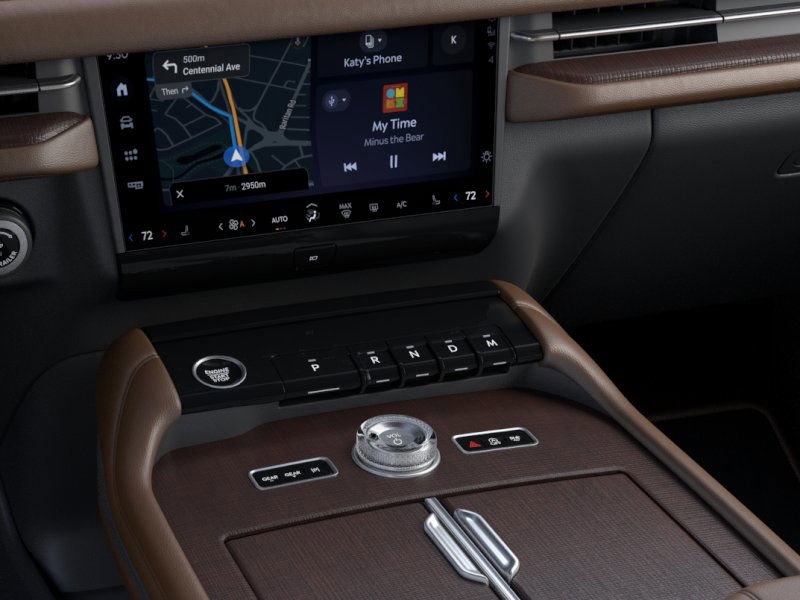 new 2025 Lincoln Navigator car, priced at $104,980