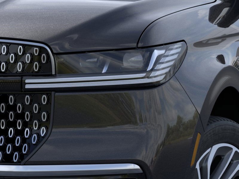 new 2025 Lincoln Navigator car, priced at $104,980