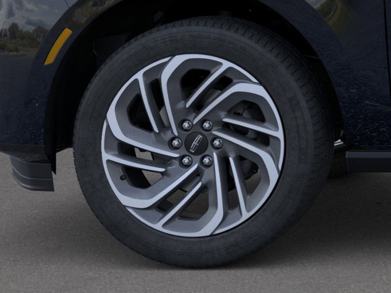 new 2025 Lincoln Navigator car, priced at $104,980
