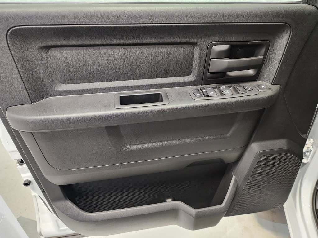 new 2024 Ram 3500 car, priced at $75,999