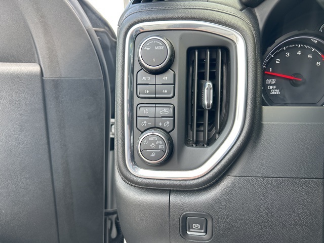 used 2021 Chevrolet Silverado 1500 car, priced at $39,990