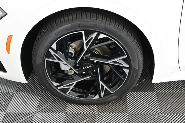 new 2026 Kia K5 car, priced at $31,620