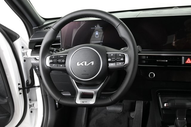 new 2026 Kia K5 car, priced at $31,620