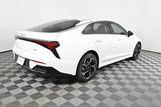 new 2026 Kia K5 car, priced at $31,620