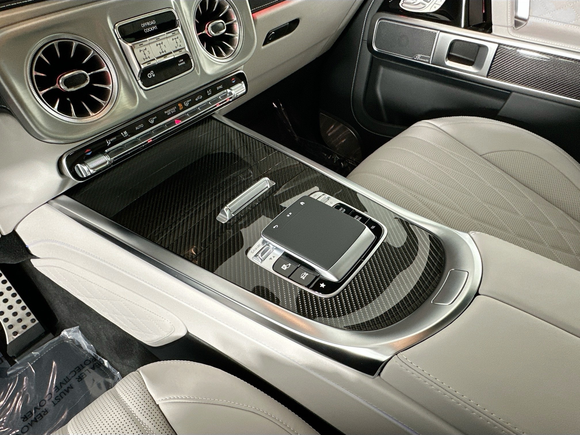 used 2025 Mercedes-Benz G-Class car, priced at $289,999