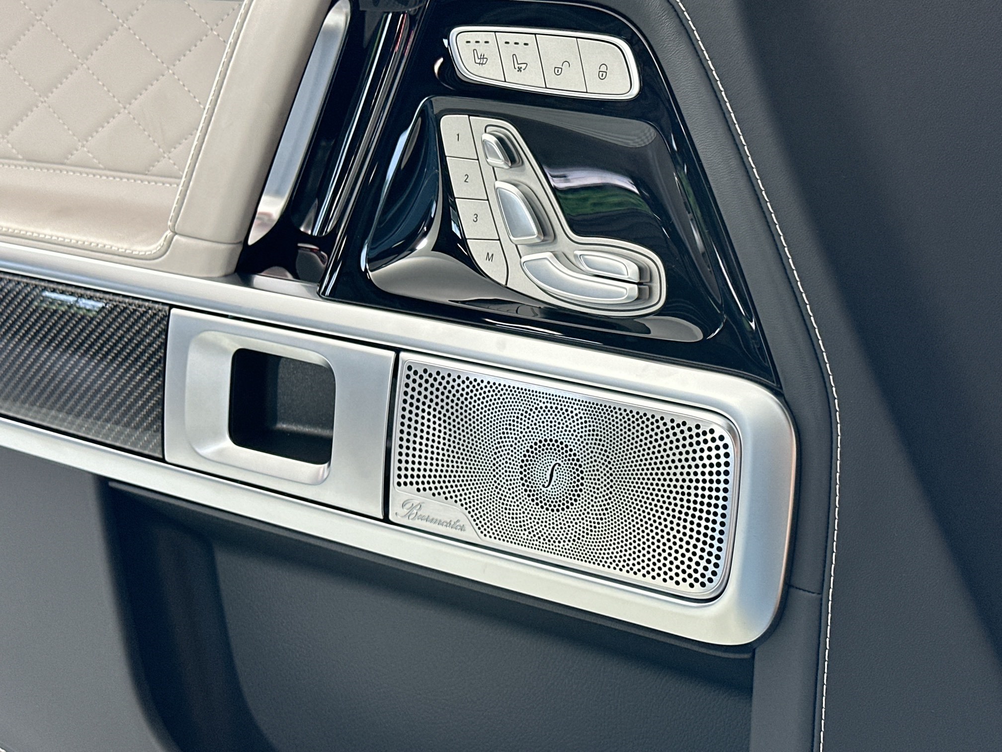 used 2025 Mercedes-Benz G-Class car, priced at $289,999