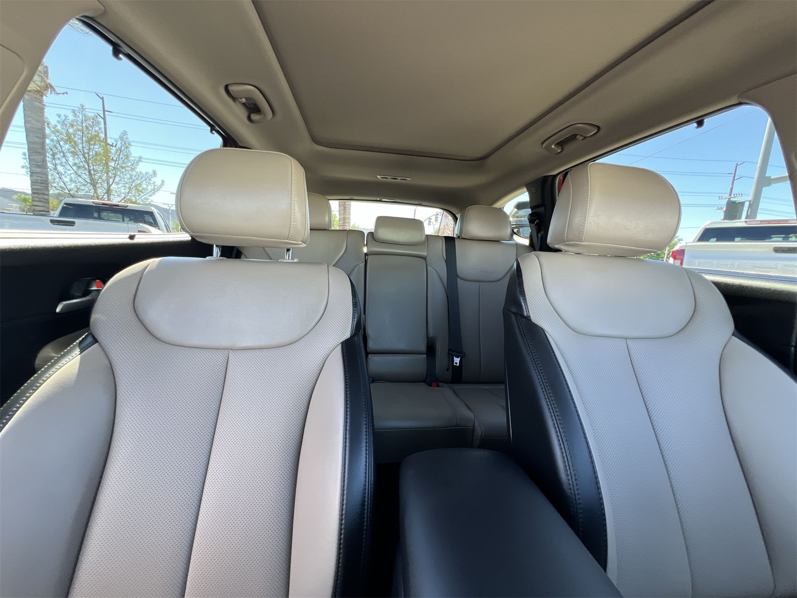 used 2023 Hyundai Santa Fe Hybrid car, priced at $26,991