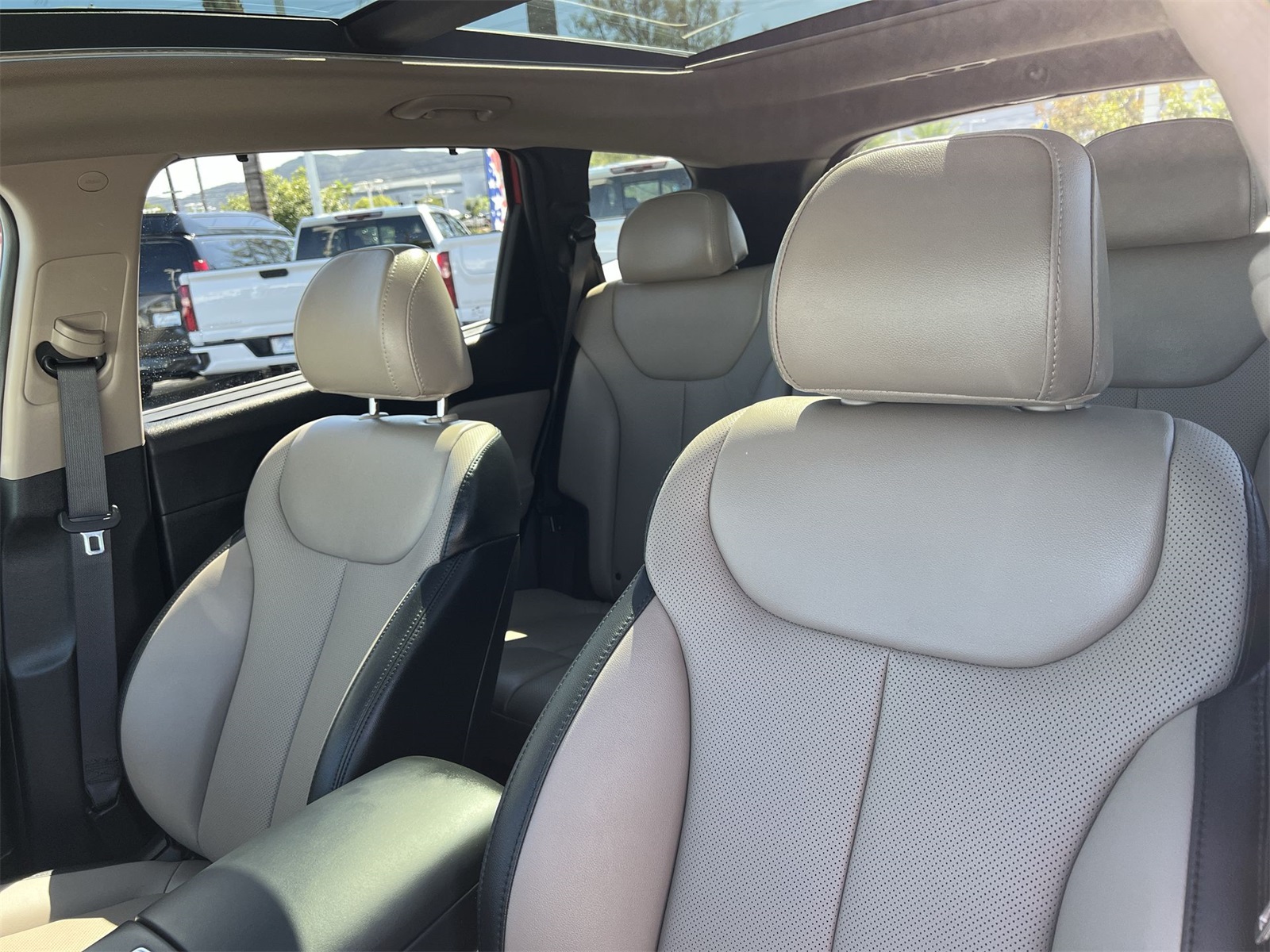 used 2023 Hyundai Santa Fe Hybrid car, priced at $26,991