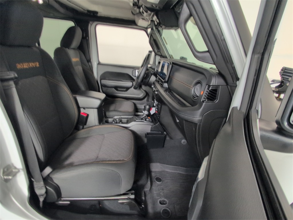 used 2024 Jeep Gladiator car, priced at $41,458