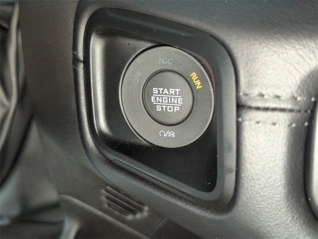 used 2024 Jeep Gladiator car, priced at $41,458