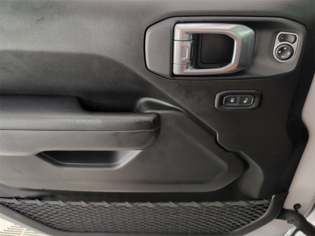 used 2024 Jeep Gladiator car, priced at $41,458