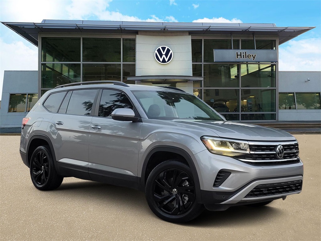 used 2022 Volkswagen Atlas car, priced at $27,400