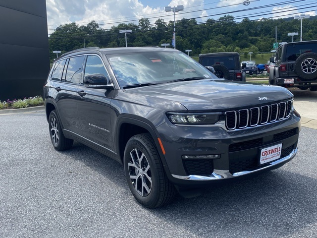 new 2025 Jeep Grand Cherokee L car, priced at $42,879