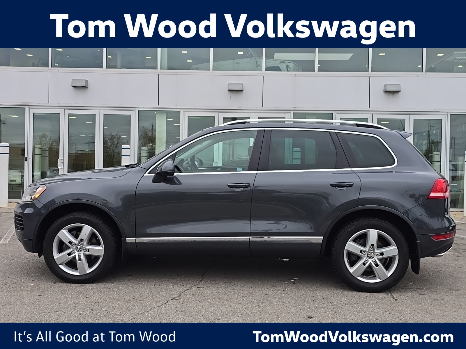 used 2014 Volkswagen Touareg car, priced at $15,000