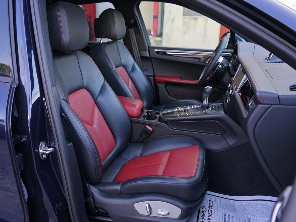 used 2021 Porsche Macan car, priced at $31,995