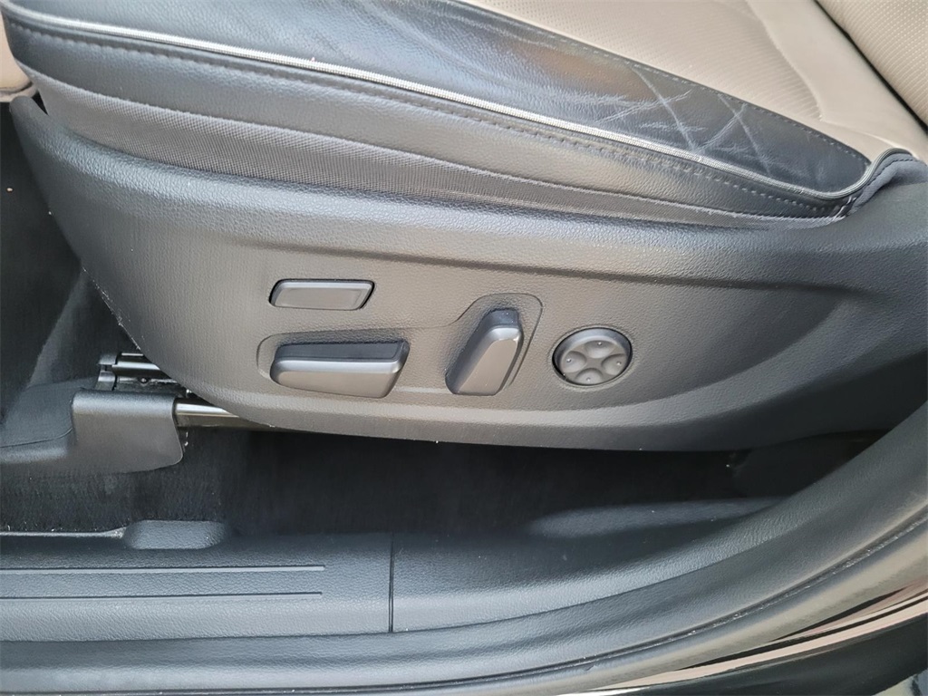 used 2021 Hyundai Santa Fe car, priced at $23,375