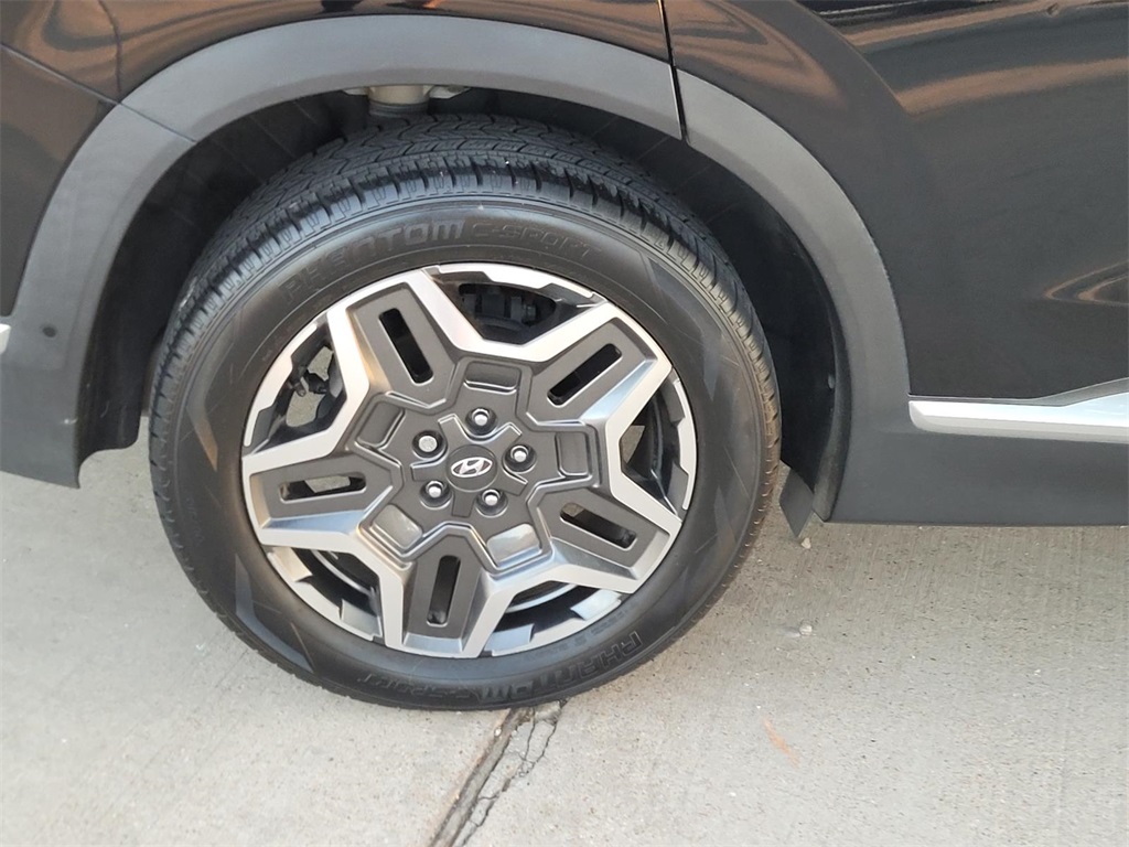 used 2021 Hyundai Santa Fe car, priced at $23,375