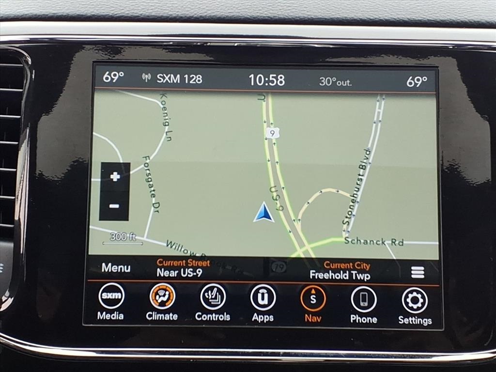 used 2021 Jeep Grand Cherokee car, priced at $22,900