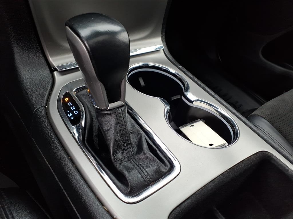 used 2021 Jeep Grand Cherokee car, priced at $22,900