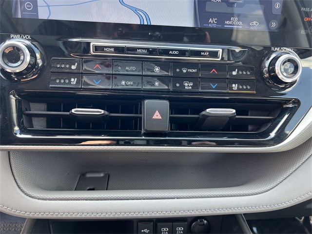 used 2021 Toyota Highlander Hybrid car, priced at $37,440
