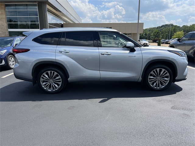 used 2021 Toyota Highlander Hybrid car, priced at $37,440