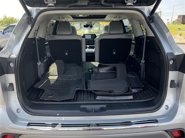 used 2021 Toyota Highlander Hybrid car, priced at $37,440