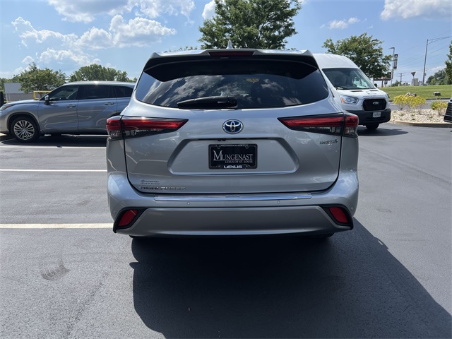 used 2021 Toyota Highlander Hybrid car, priced at $37,440