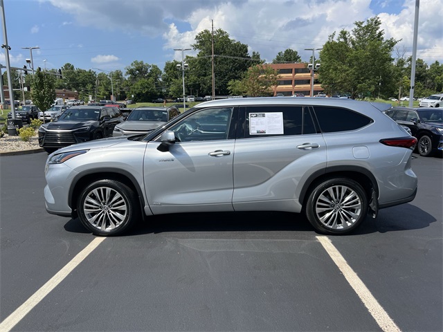 used 2021 Toyota Highlander Hybrid car, priced at $37,440