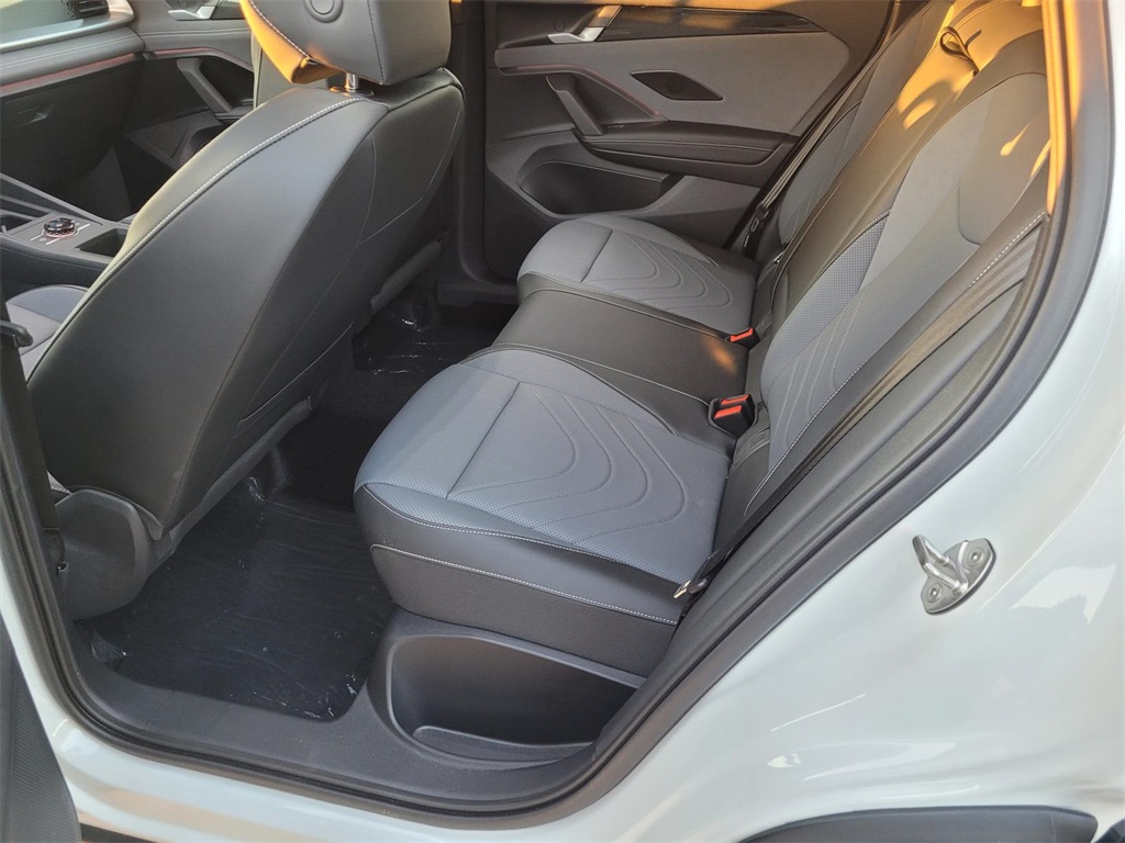 new 2025 Volkswagen Tiguan car, priced at $37,591