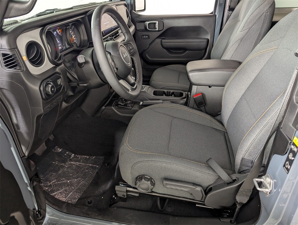 new 2025 Jeep Wrangler car