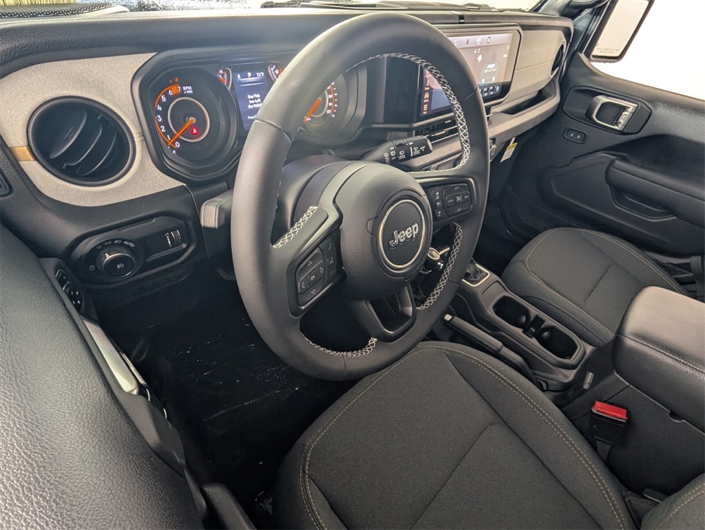 new 2025 Jeep Wrangler car