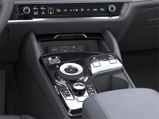 new 2025 Kia Sportage Hybrid car, priced at $35,045
