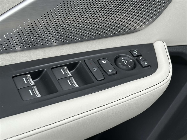 new 2025 Acura RDX car, priced at $56,400