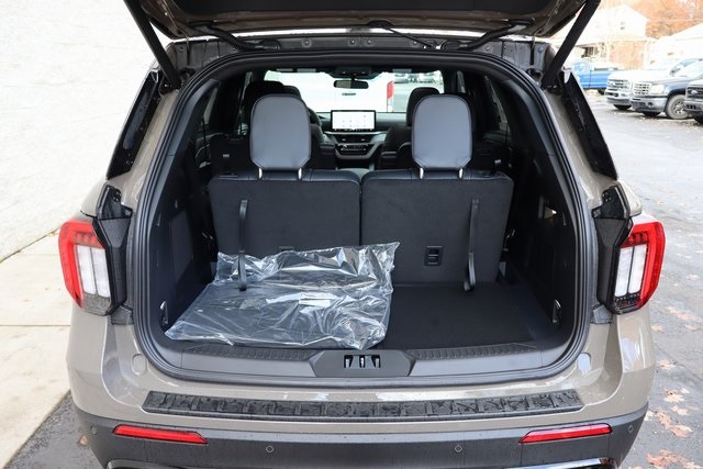 new 2026 Ford Explorer car, priced at $51,615