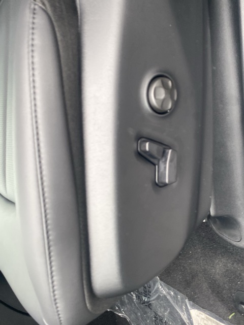 new 2026 Chrysler Pacifica car, priced at $38,524