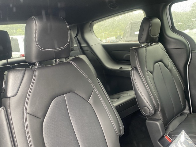 new 2026 Chrysler Pacifica car, priced at $38,524
