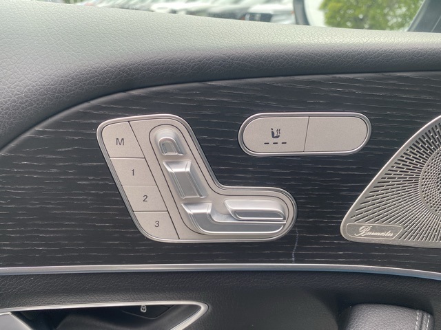 used 2022 Mercedes-Benz GLE car, priced at $43,995