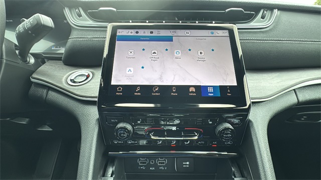 new 2025 Jeep Grand Cherokee car, priced at $46,922