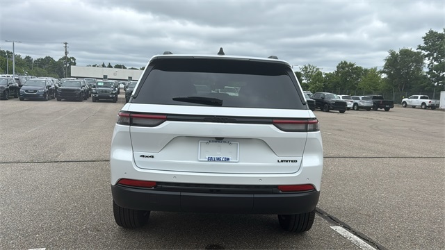 new 2025 Jeep Grand Cherokee car, priced at $46,922