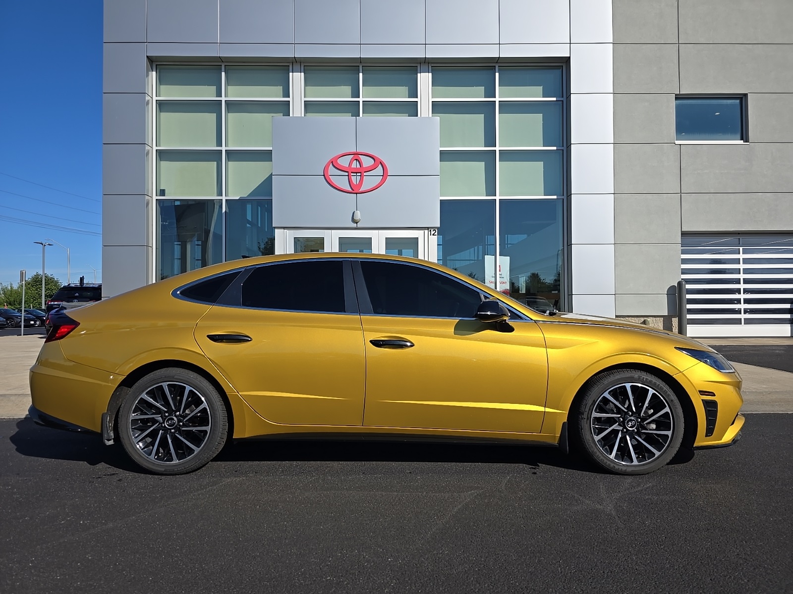used 2020 Hyundai Sonata car, priced at $16,377