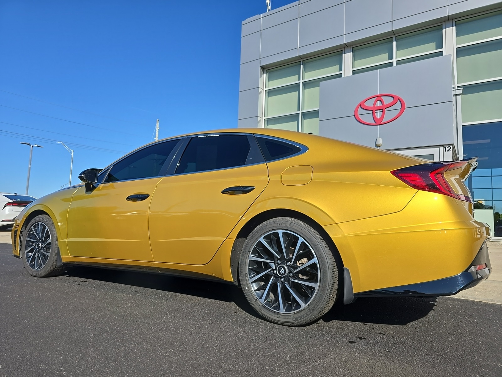 used 2020 Hyundai Sonata car, priced at $16,377