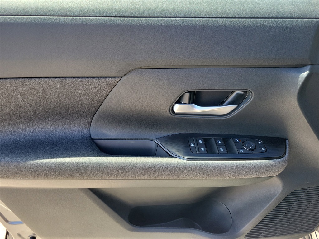 new 2025 Nissan Kicks car, priced at $25,639