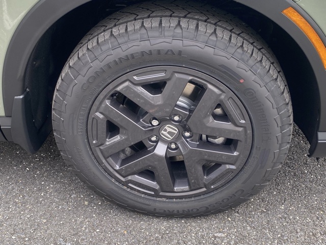 new 2026 Honda CR-V Hybrid car, priced at $38,670